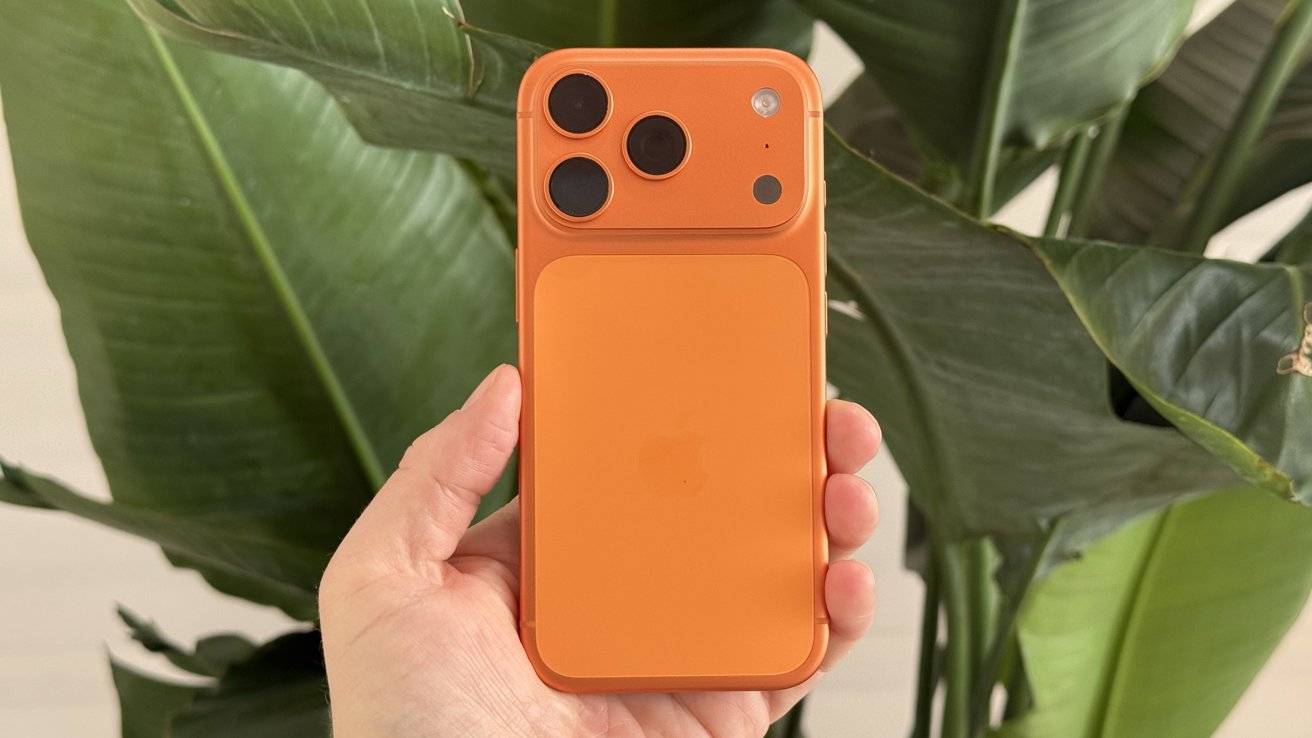传闻iPhone 18 Pro将带来“略带透明”的背部玻璃