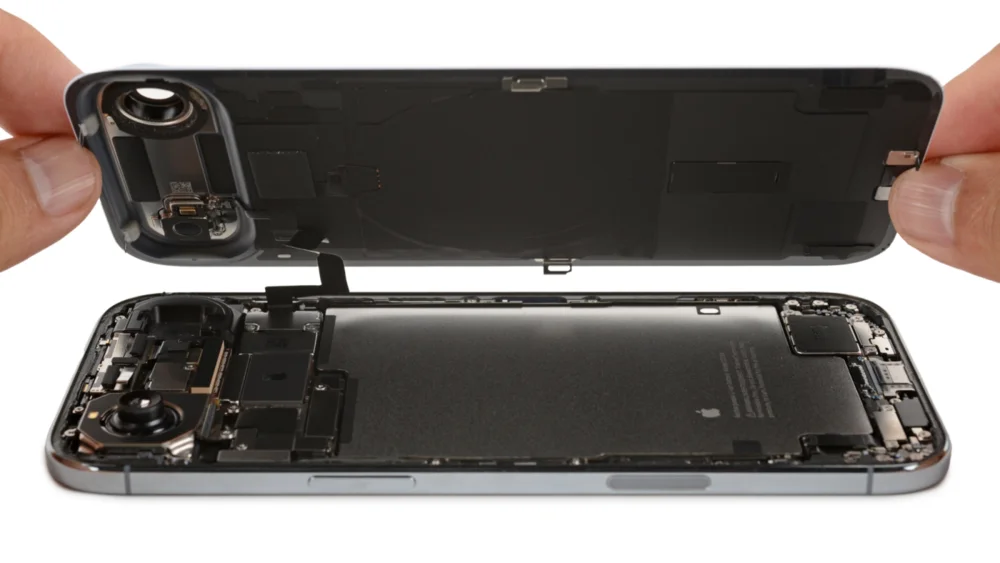 拆解显示iPhone Air更换电池比较方便 iFixit维修得分7/10分