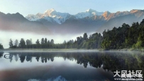 美丽的湖水与雪山风景壁纸 3440x1440